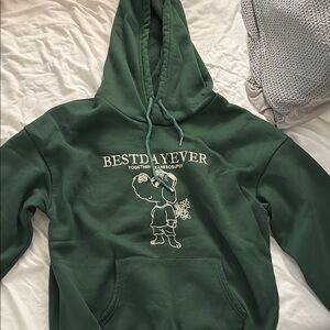 SHEIN Green Graphic Hoodie Sweater